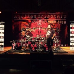 Aquilespriestersdrumshowa
